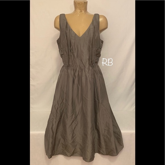 Banana Republic Dresses & Skirts - 🌈NWT $150 Banana Republic Gray 100% Silk Dress 14